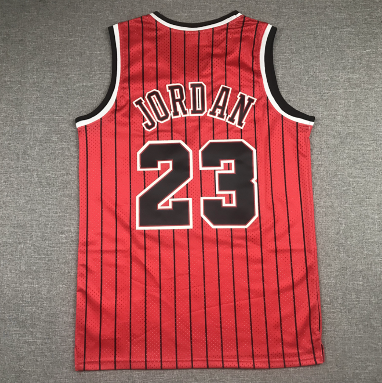 Michael Jordan Hardwood Classics  1995-96 Swingman Jersey