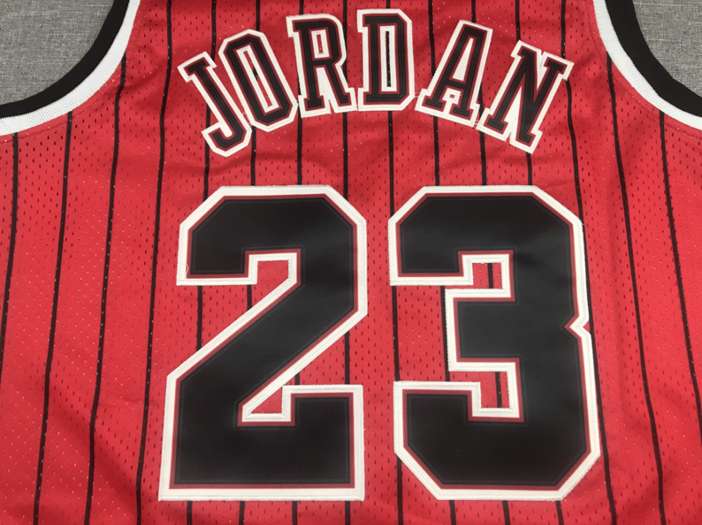 Michael Jordan Hardwood Classics  1995-96 Swingman Jersey