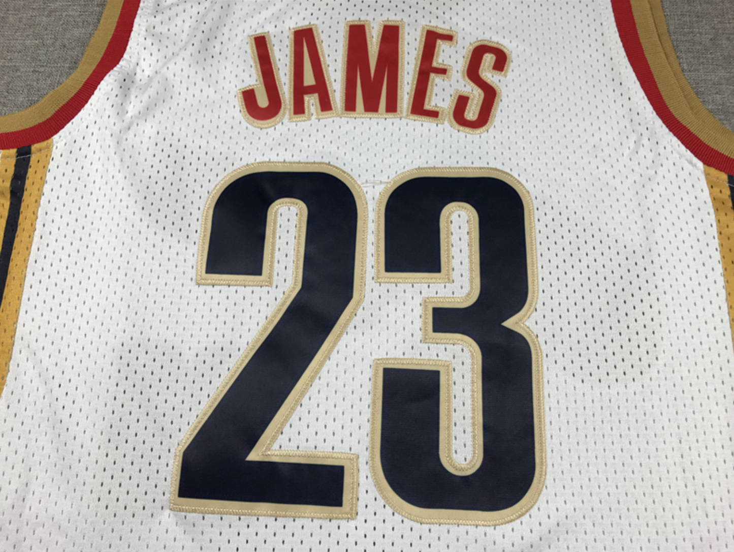 LeBron James Cleveland Cavaliers Hardwood Classics Swingman Jersey - White